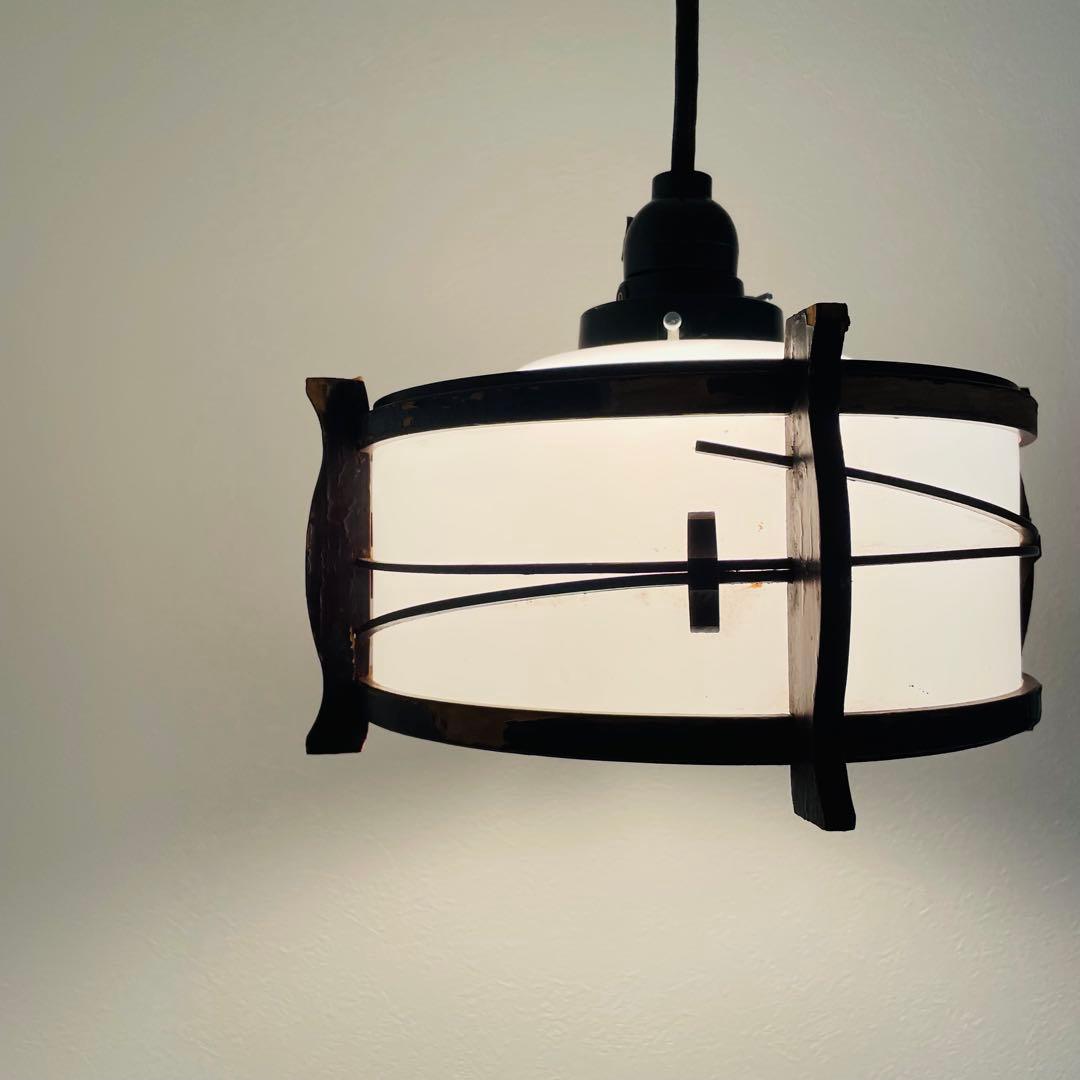 昭和レトロ 木飾枠 乳白ガラス ミルクガラス ペンダントライト 電笠 電傘 乳白