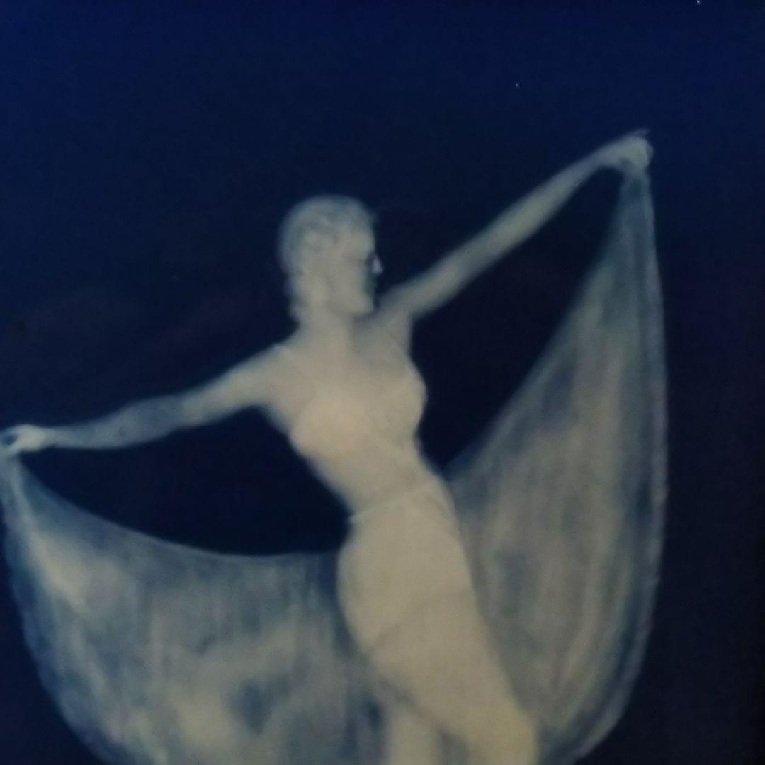 リモージュ（Limoges）額装陶板画・パテシュールパテ『壇上の踊り子』