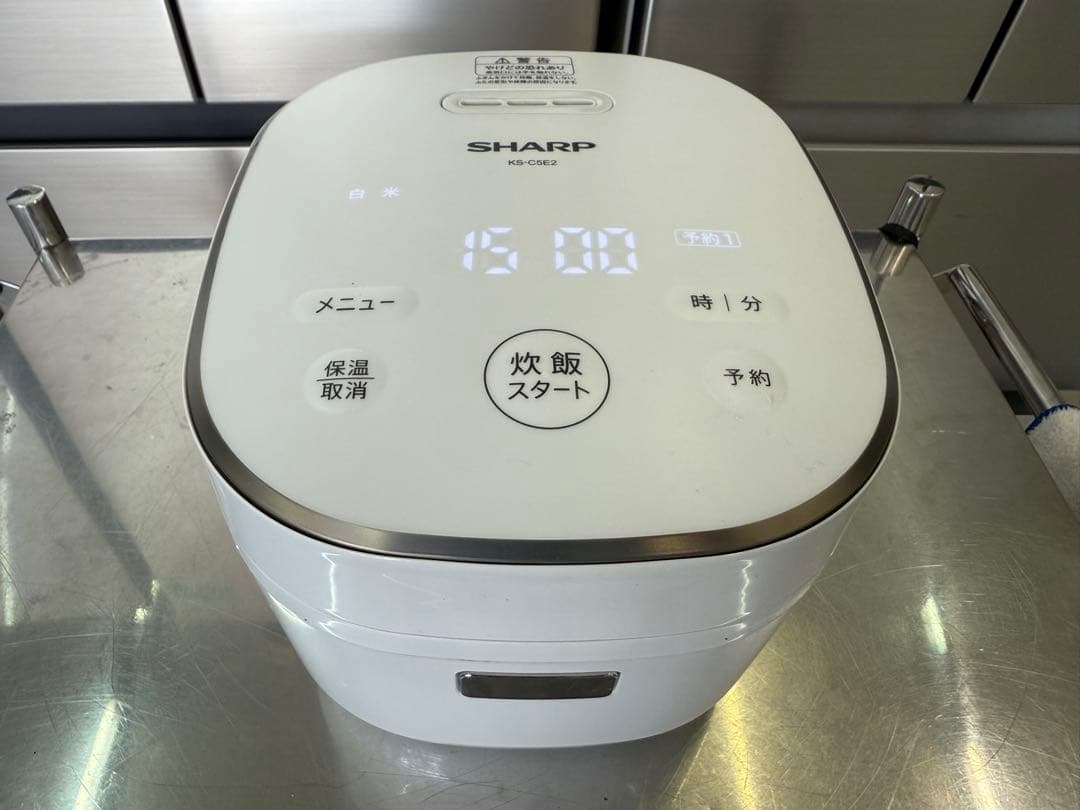 【高年式】2022年式 3合 0.54LSHARP 炊飯器 KS-F5E8-W