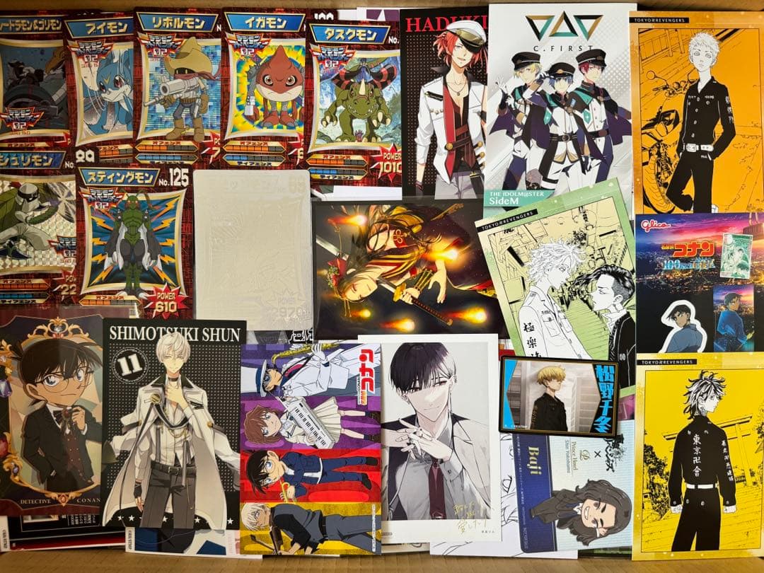 アニメグッズ キャラクターグッズ まとめ売り 超大量 大量 缶バッジ 激安 処分