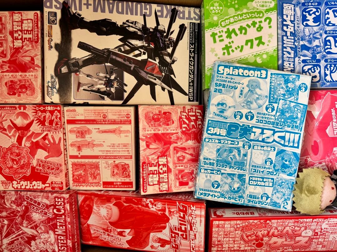 アニメグッズ キャラクターグッズ まとめ売り 超大量 大量 缶バッジ 激安 処分