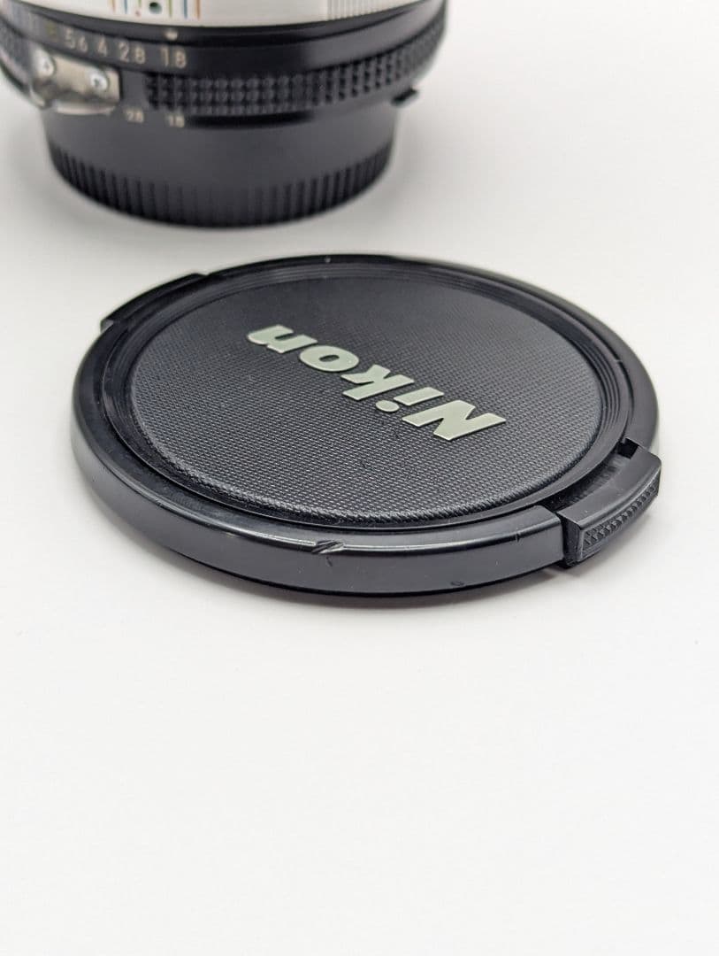 Nikon Ai-S NIKKOR 105mm F1.8 単焦点レンズ