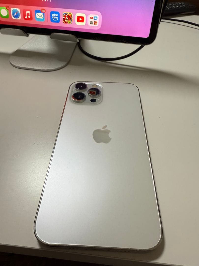 Apple iPhone 12 Pro Maxシルバー 本体