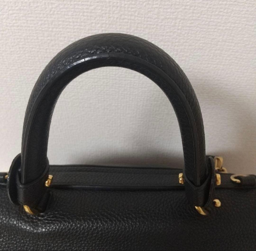 Nao様 Salvatore Ferragamo ソフィア　ブラック