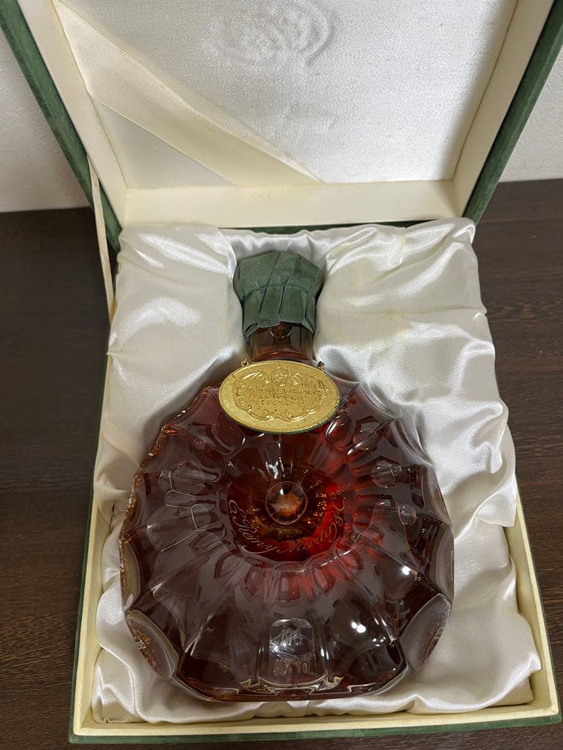 レミーマルタン セントークリスタル バカラボトル 700ml