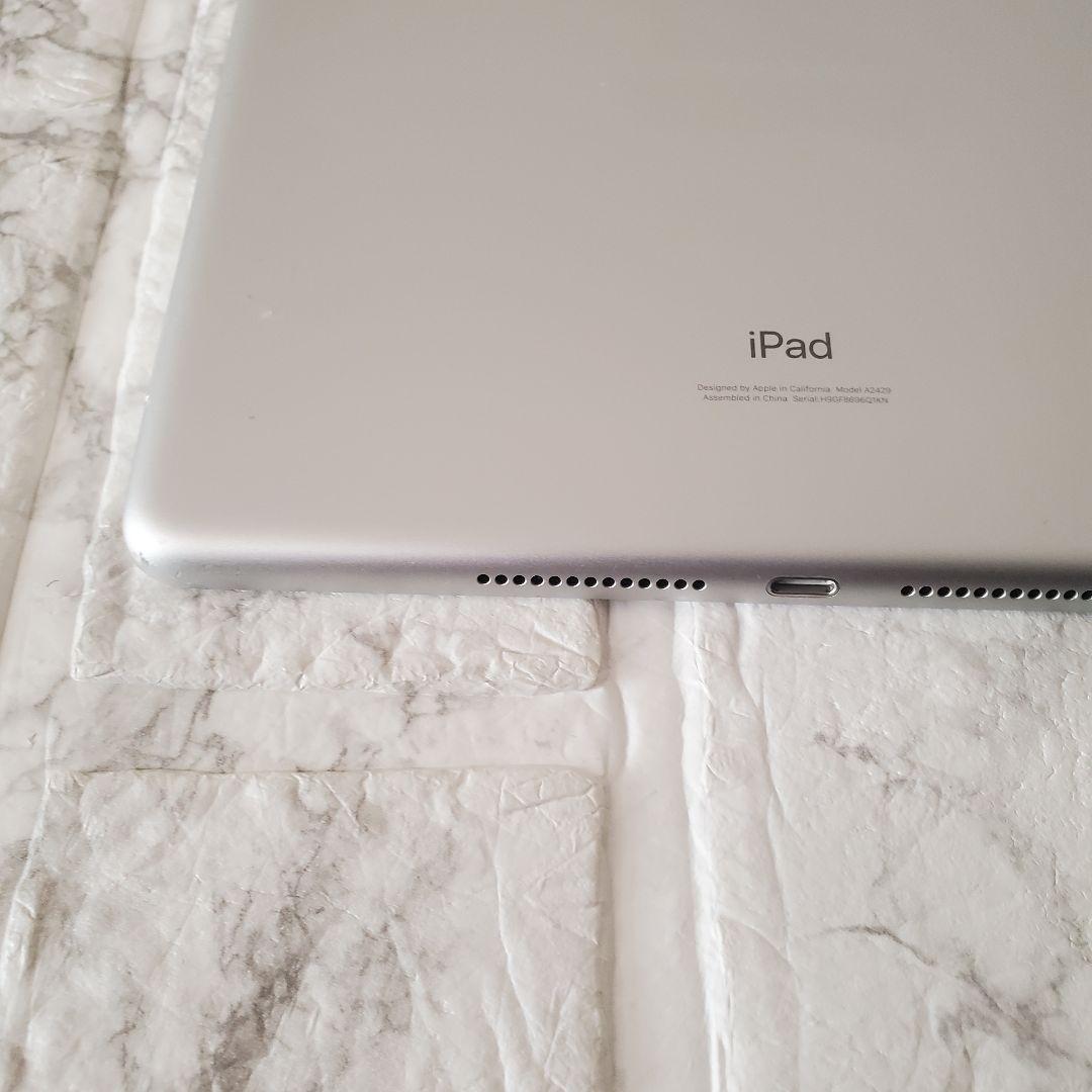 254 iPad 8世代 32GB SIMフリー シルバー