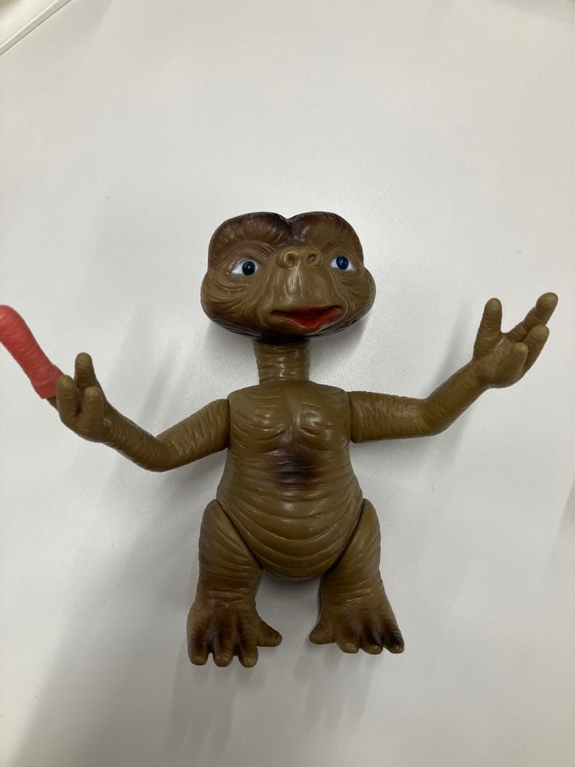 美品　E.T. フィギュア 手動き 赤い指付き
