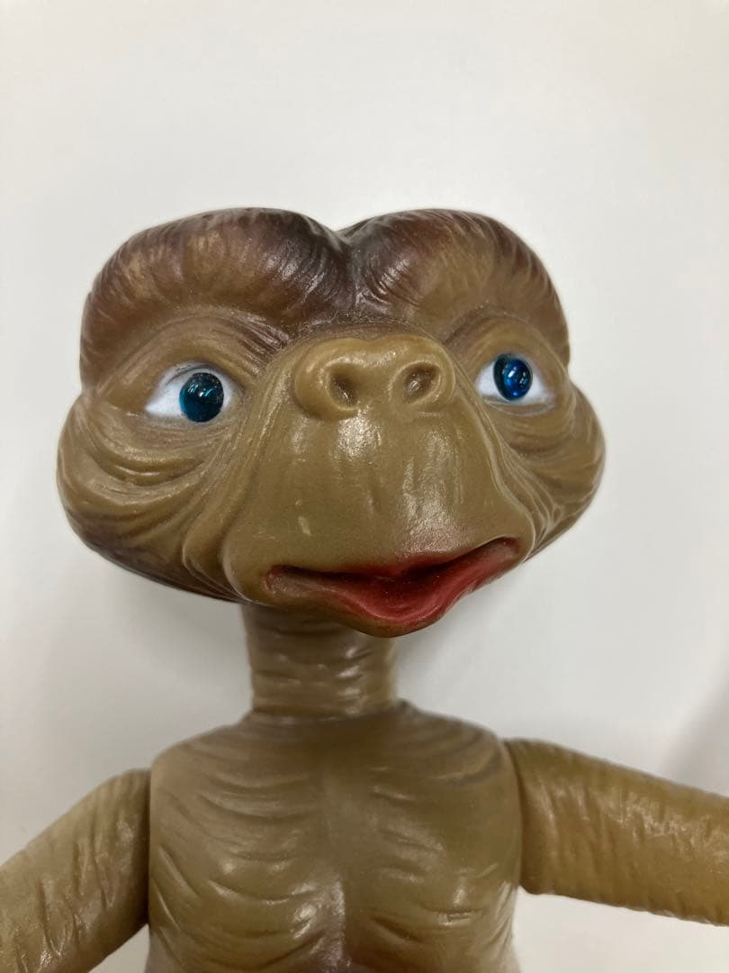 美品　E.T. フィギュア 手動き 赤い指付き