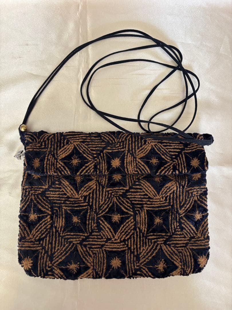 ミナペルホネン　フィナンシェ　バッグ