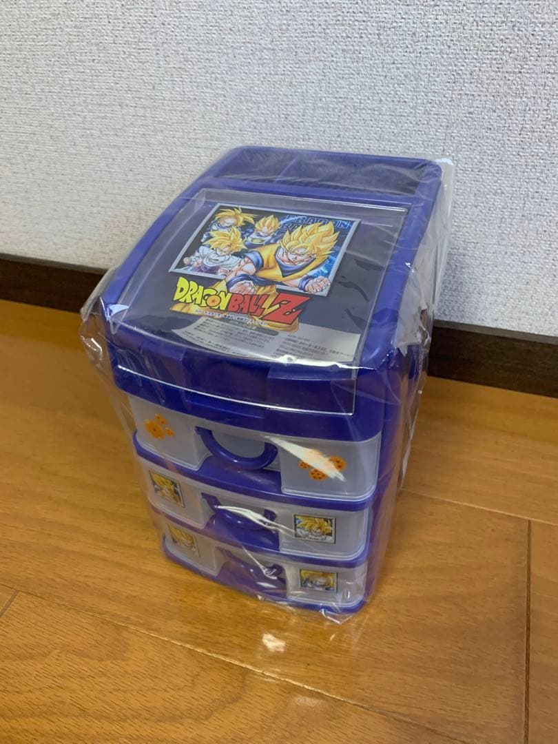 ドラゴンボール　弁当　財布　コップ　3段プラチェスト　プールバッグ　箸　おしぼり