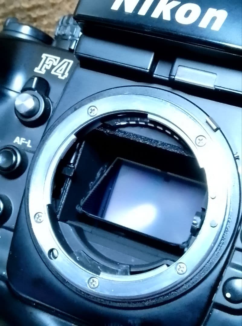Nikon F4 一眼レフカメラ 28-200mmレンズ