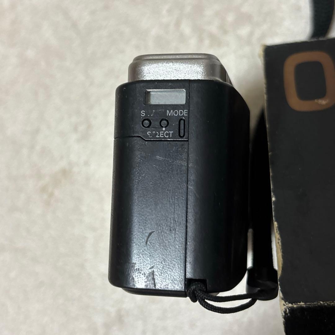 リコーGR10 RICOH GR10 コンパクトフィルムカメラ　シルバー