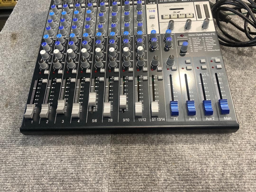 Presonus studiolive AR12c ミキサー