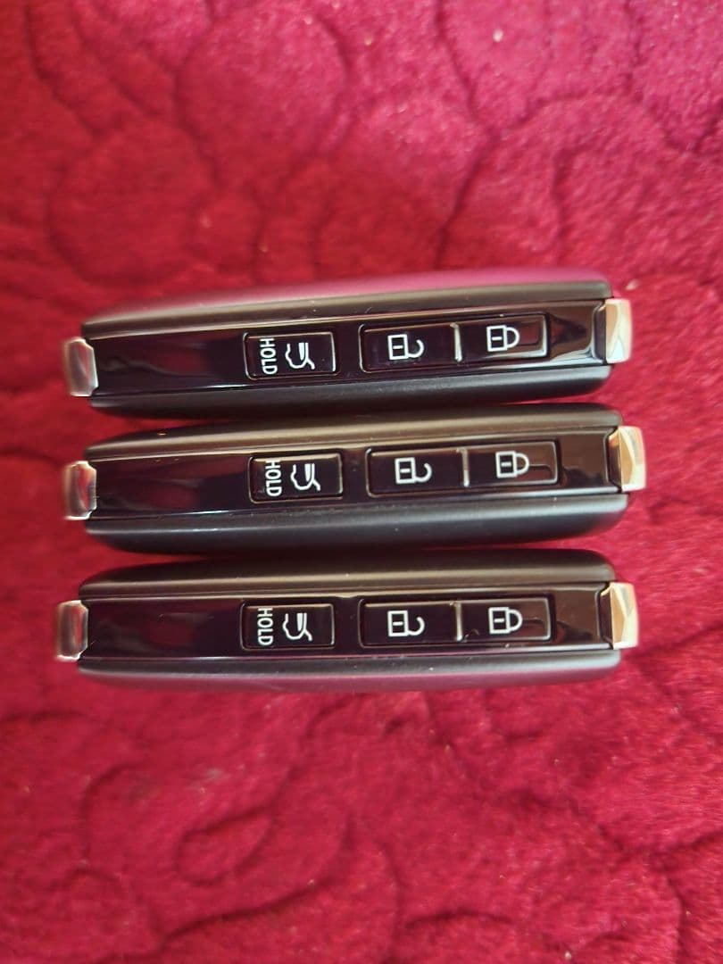 良*夫様 マツダ スマートキー スマートキー3個セット