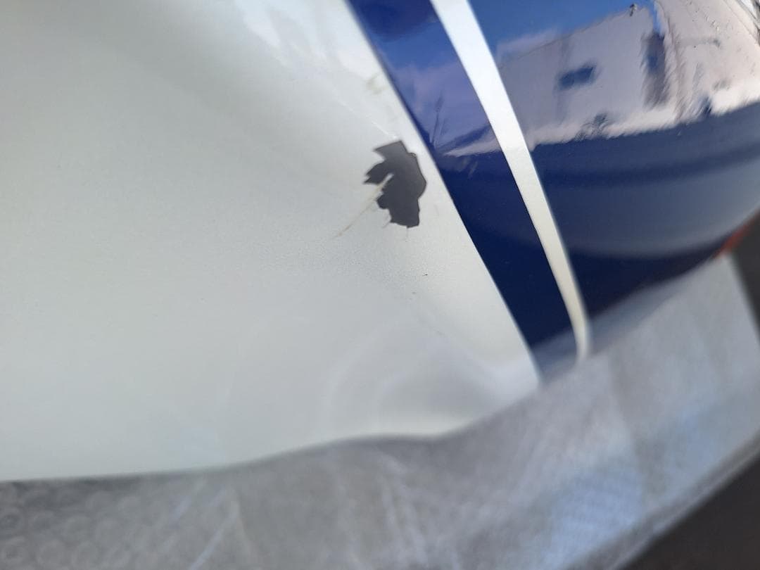 ホンダ VF750F タンク 青/白