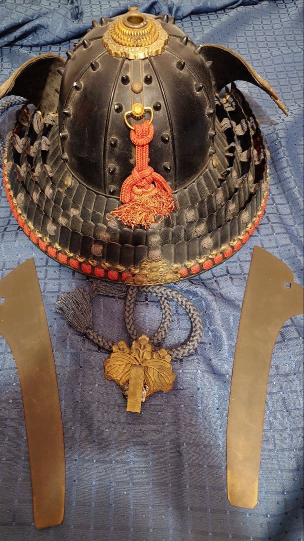 【最終値下げ】甲冑　等身大　濃紺糸威伊予素懸二枚胴具足　五三桐