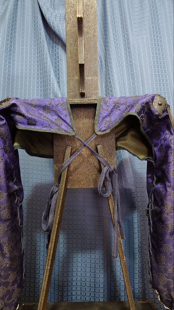 【最終値下げ】甲冑　等身大　濃紺糸威伊予素懸二枚胴具足　五三桐