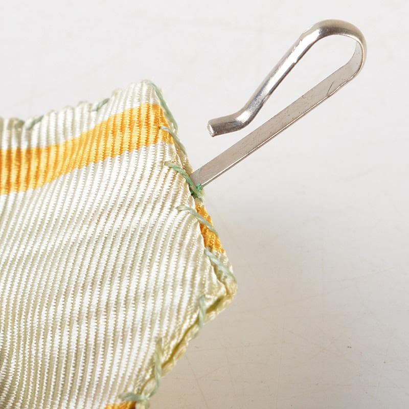 勲章　記章　徽章　勲五等瑞宝章　ケース付　N　6526