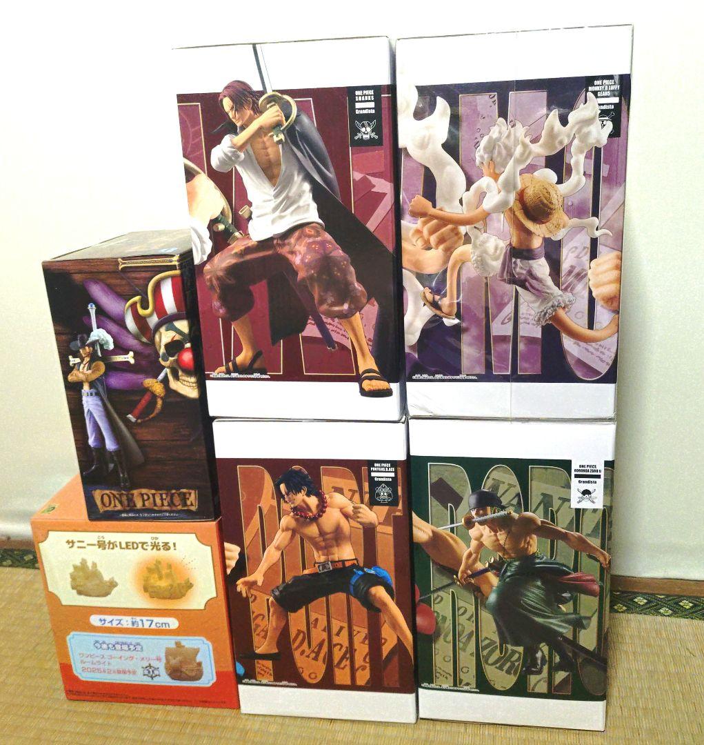 ワンピース　フィ・DXFミホーク・シャンクス サニー・ロロノア・ゾロ フィギュア