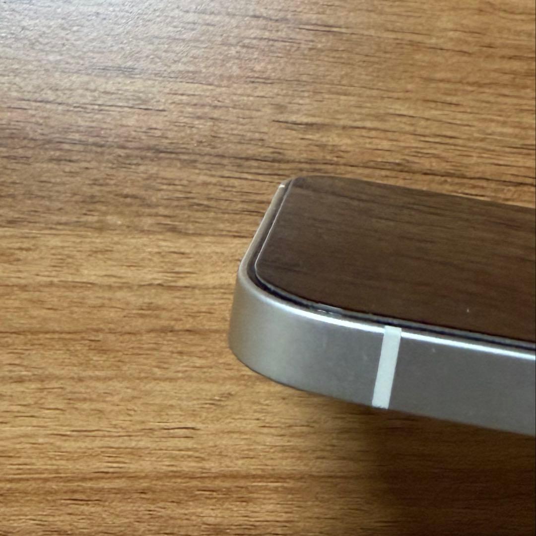 Apple iPhone13 スターライト 本体　中古品　128GB