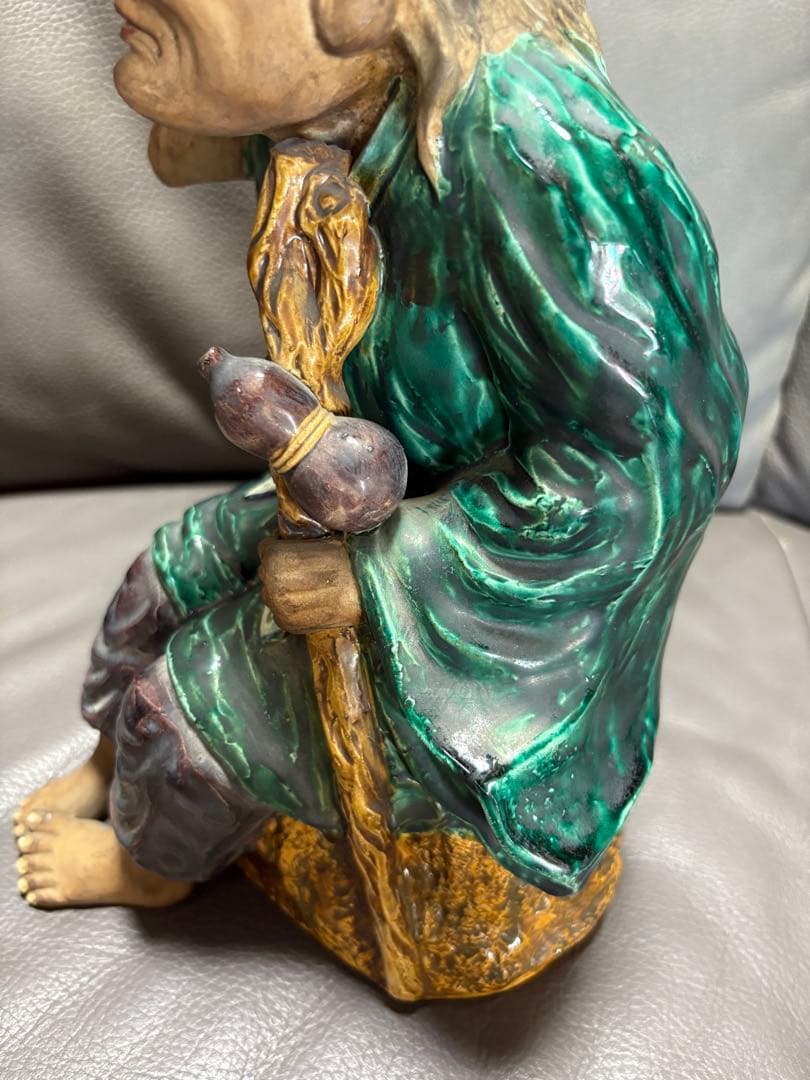 おばあさんとカエル　置物