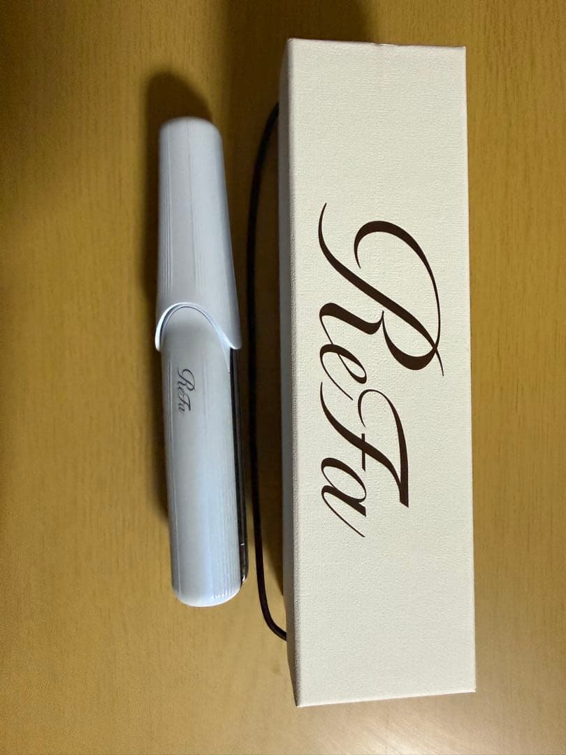 ReFa フィンガーアイロン 白