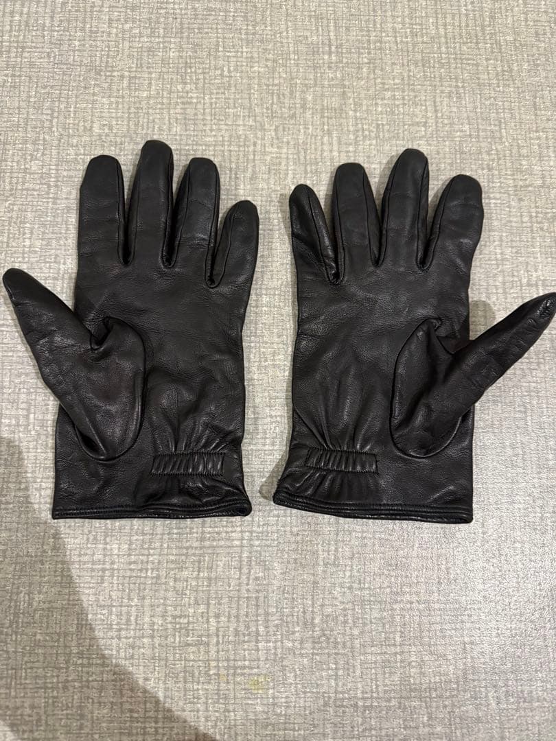 Giorgio Armani 黒 レザー手袋 M