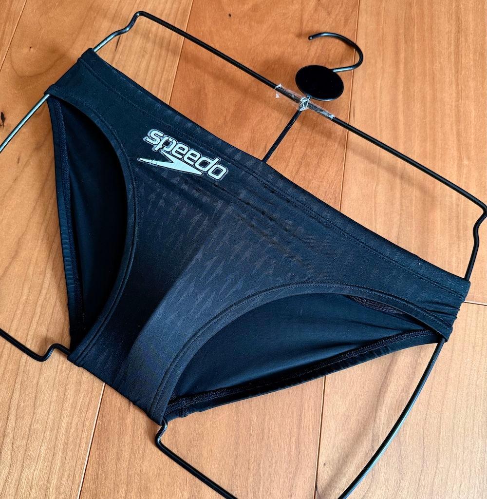 【美品】speedo　アクアブレードΣ　 ブラック　 M　光沢　ウロコ　競パン
