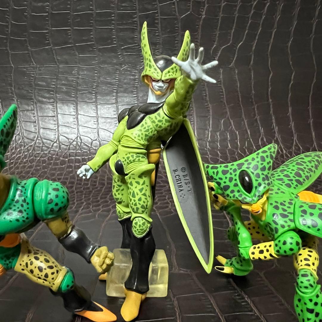 ■ 激レア ドラゴンボール セル フィギュア 3体セット