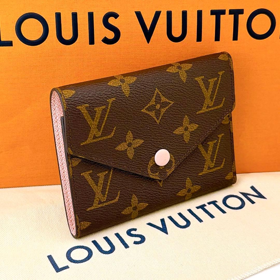 【美品】ルイヴィトン モノグラム ヴィクトリーヌ ローズバレリーヌ 三つ折り財布