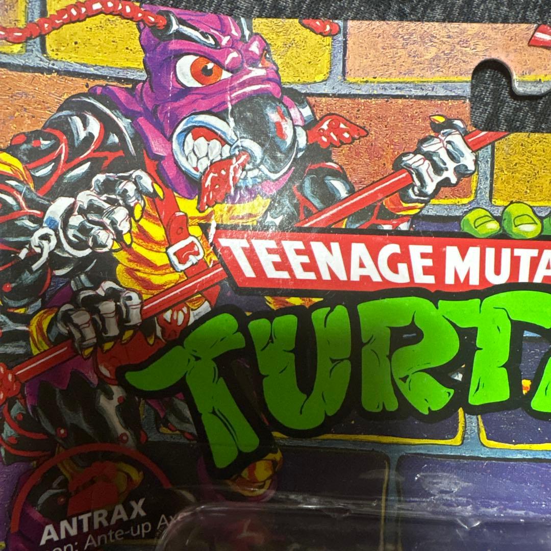 プレイメイツ　タートルズ　アントラックス　復刻版