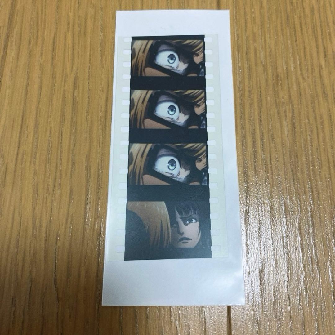 進撃の巨人　エレン　エルヴィン　リヴァイ でかアクリルスタンド　アクスタ