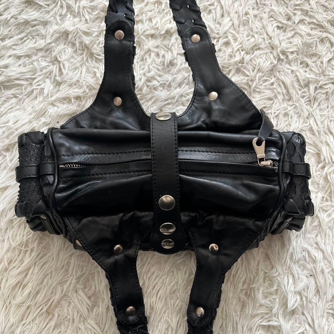 バッグ Chloe Silverado Leather Handbag Python