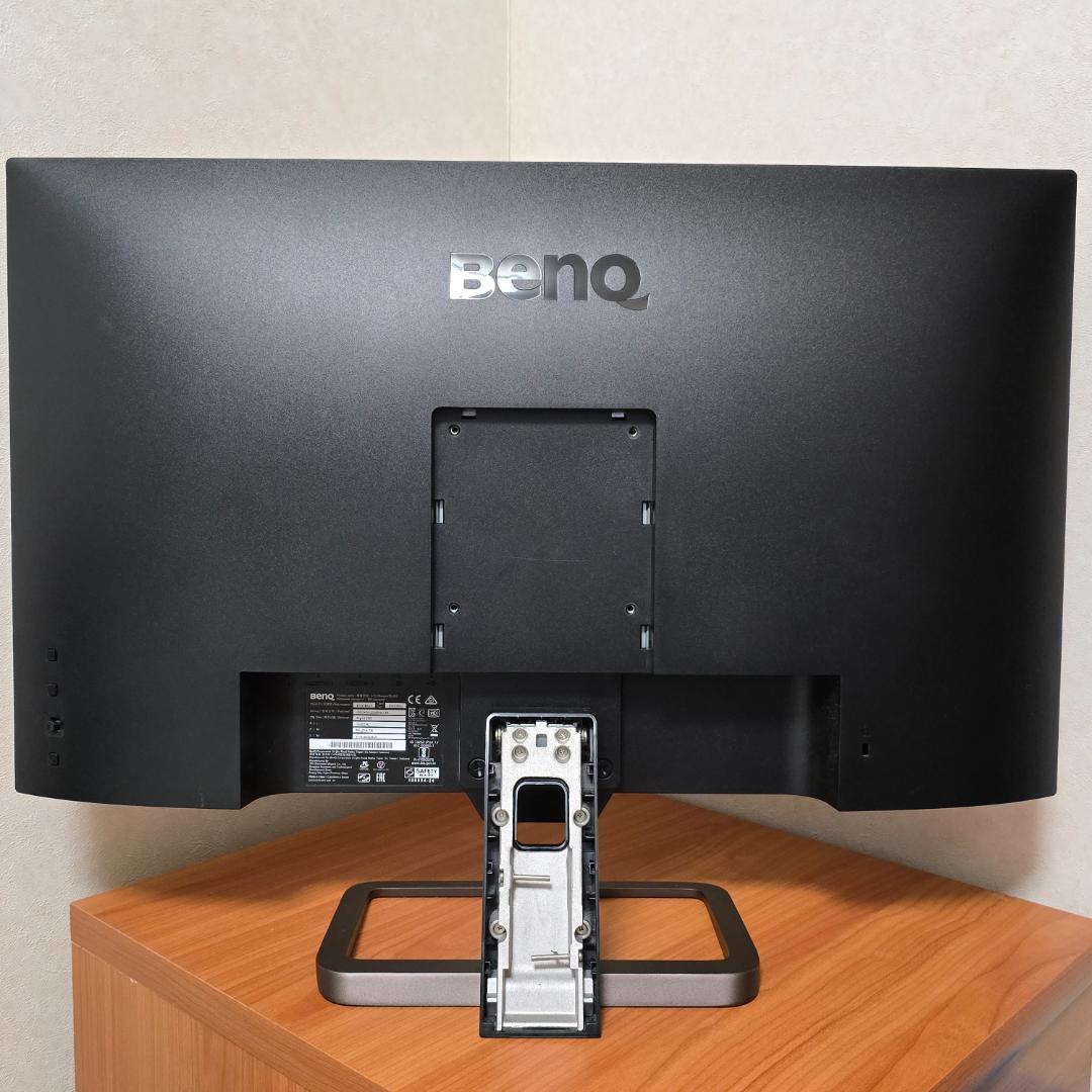 BenQ EW2780U （27インチ IPS 4K HDR10対応モニター）