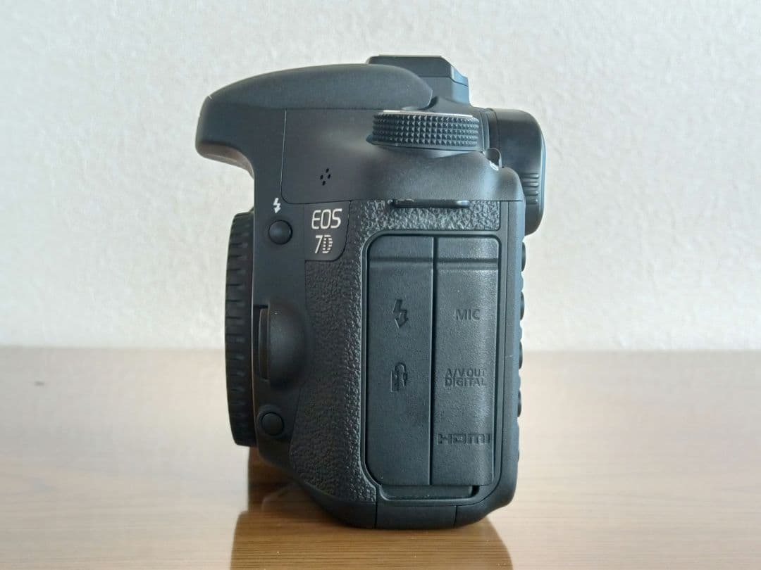 【Min】Canon EOS 7D デジタル一眼シャッター数:7386回
