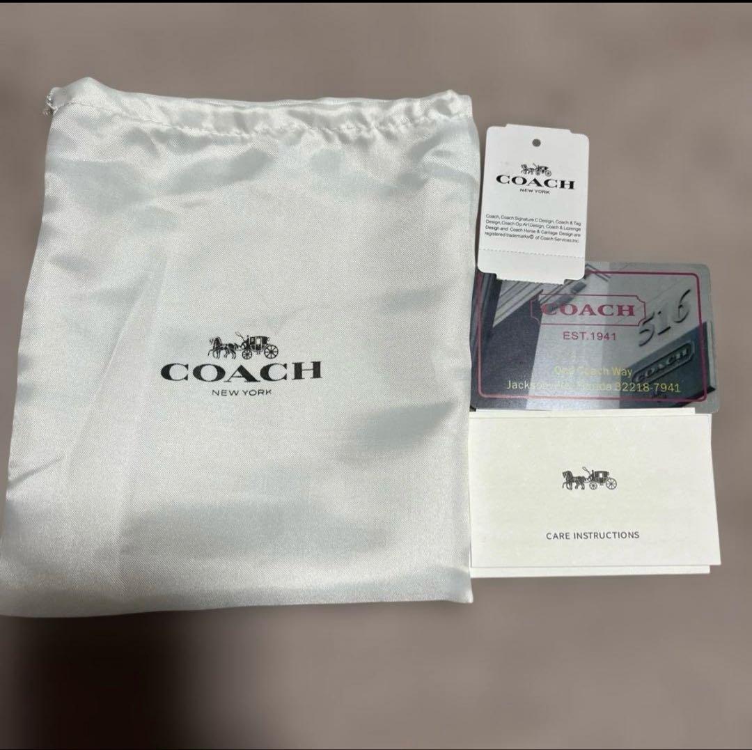 新品未使用　コーチ　COACH 二つ折り財布　猫イラスト