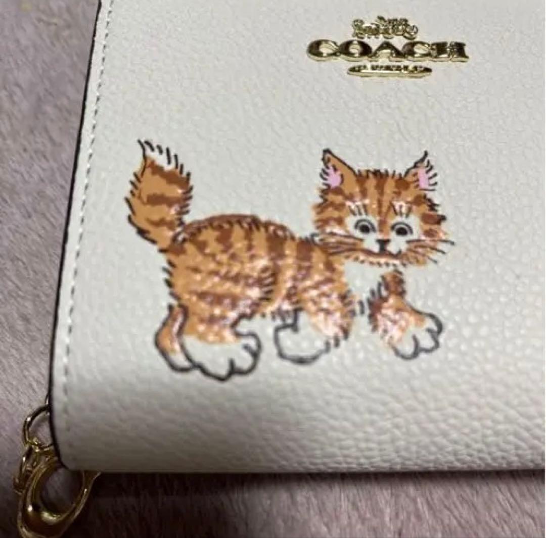 新品未使用　コーチ　COACH 二つ折り財布　猫イラスト