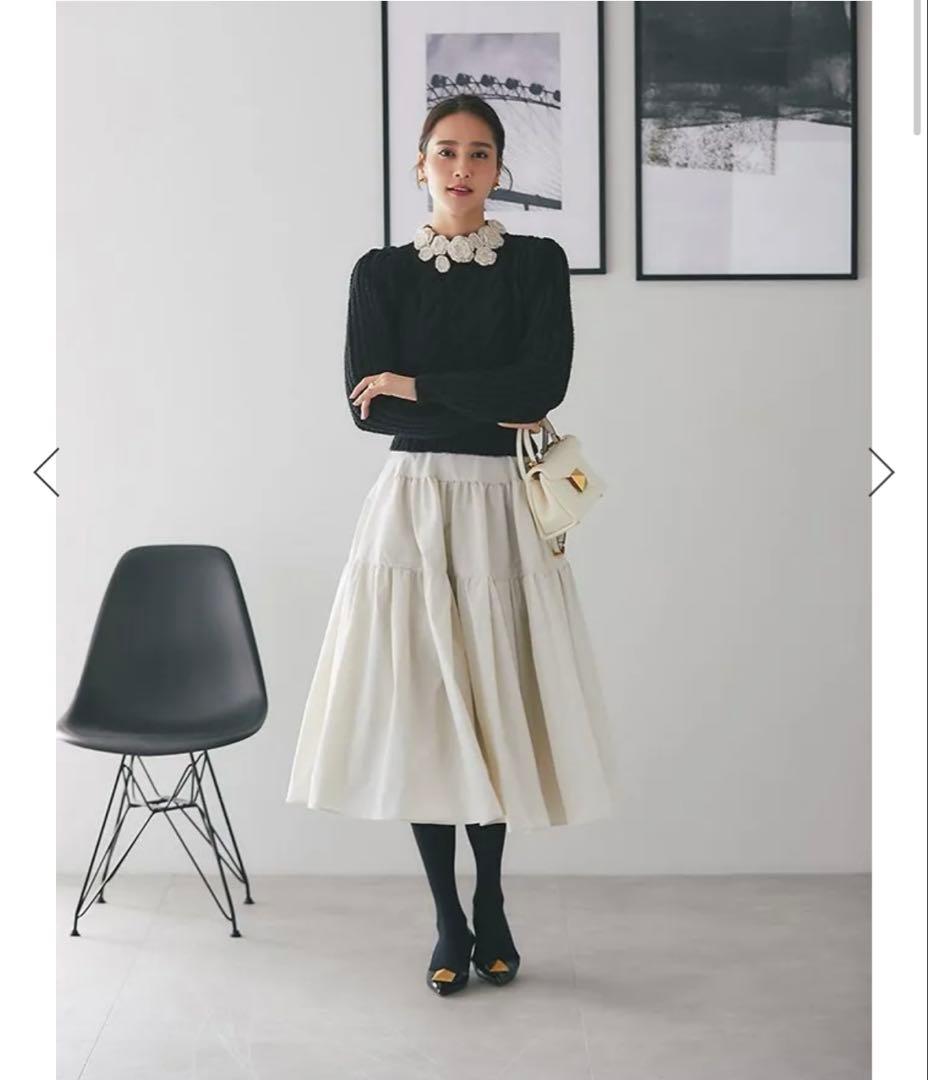 SEVEN TEN ソフトボーンタフタスカート　オフホワイト Sサイズ　美品