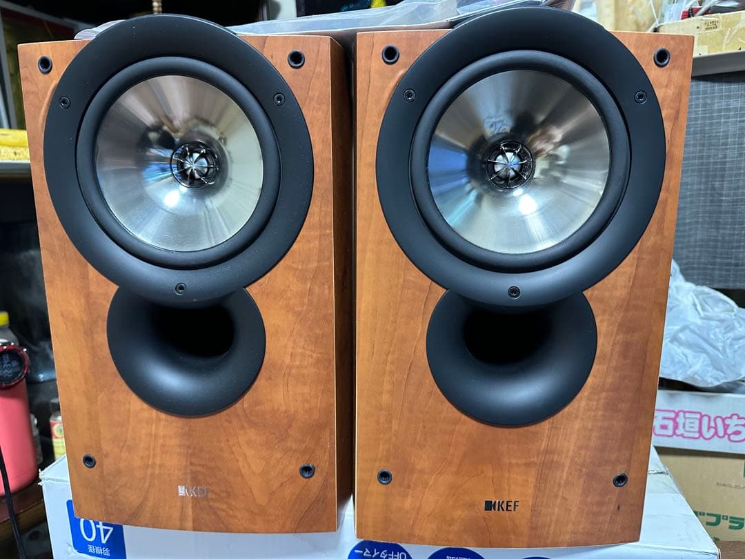 KEF スピーカー 木製キャビネット 40cm