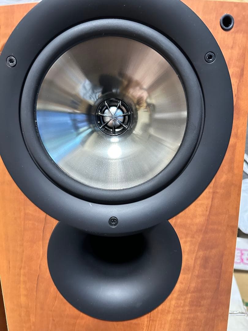 KEF スピーカー 木製キャビネット 40cm