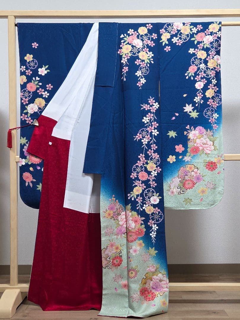 AI 美品 振袖フルセット 雪輪に桜 青 金駒刺繍 金彩 正絹 帯・襦袢・小物