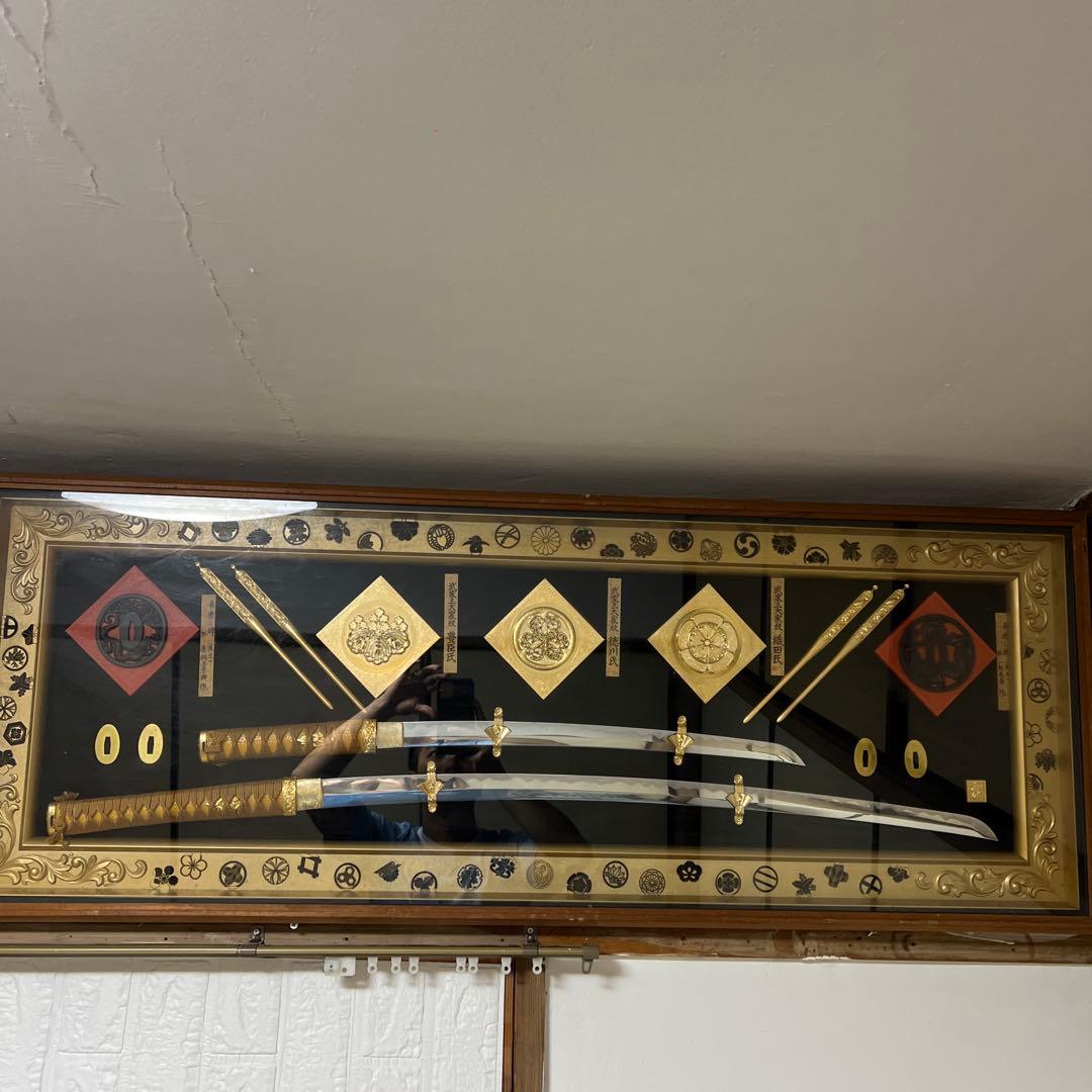 【武家三大家家紋付き】徳川 織田 豊臣 名刀額飾り　模造刀　鍔　刀