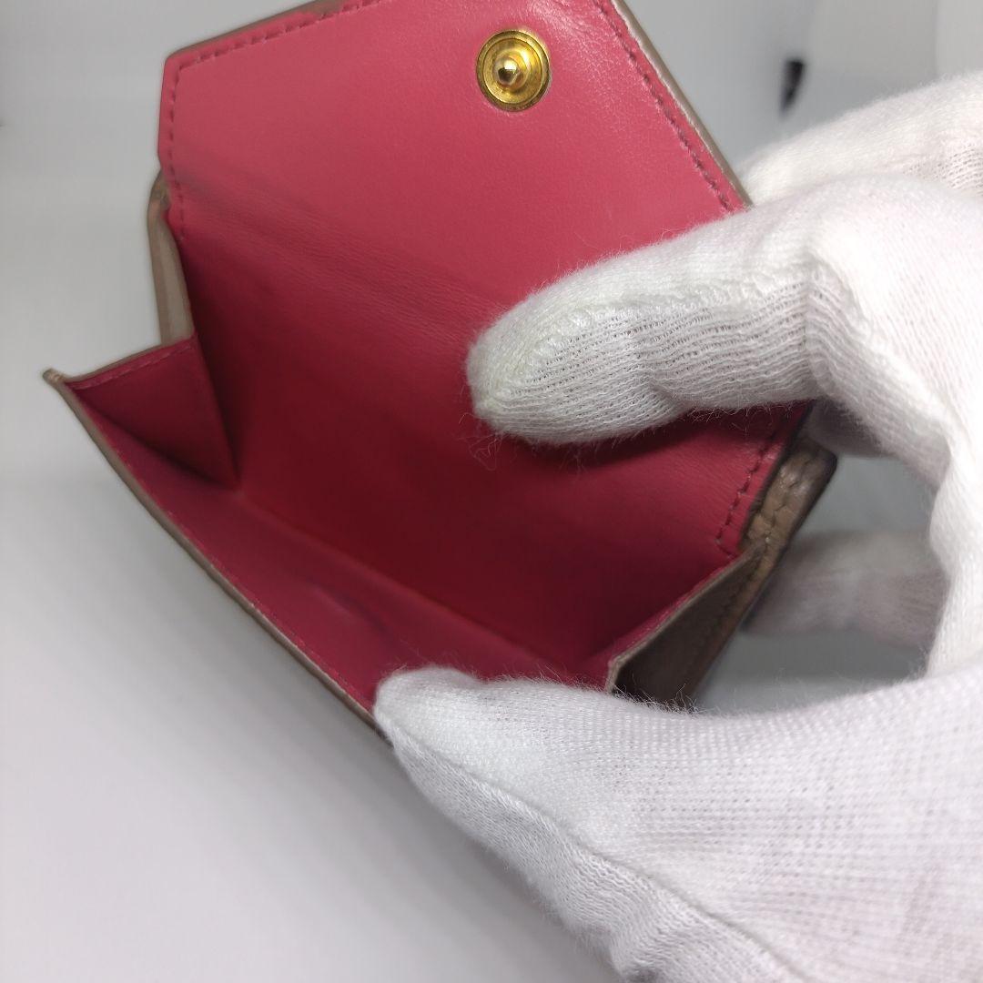プラダ三つ折り財布 PRADA折財布　ベージュ