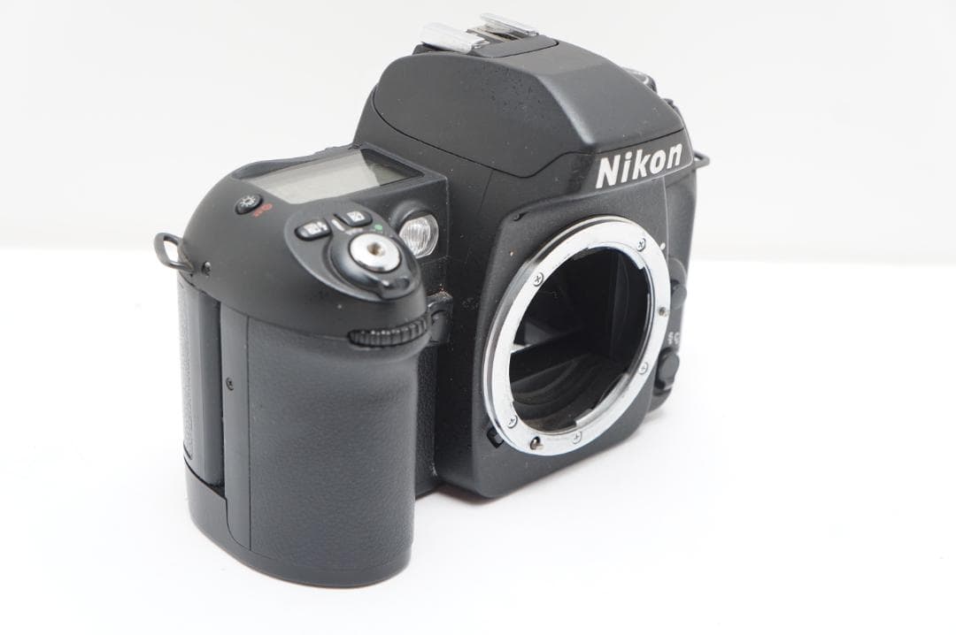 【動作美品】Nikon F80　フィルム　一眼レフ