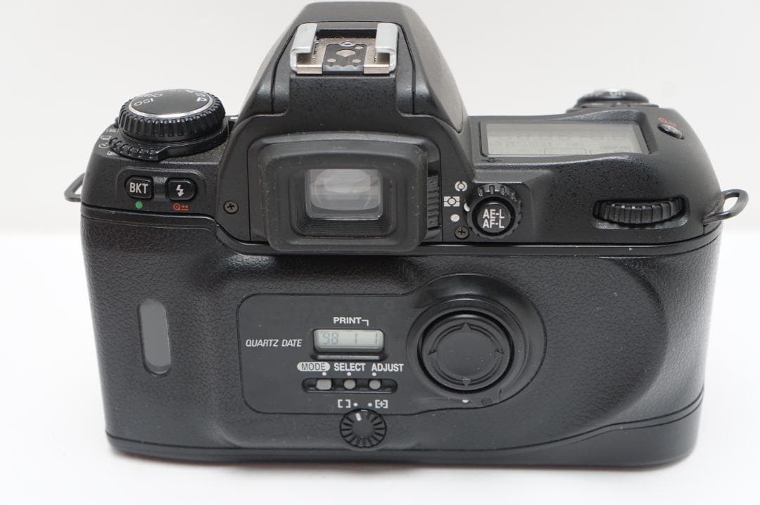 【動作美品】Nikon F80　フィルム　一眼レフ