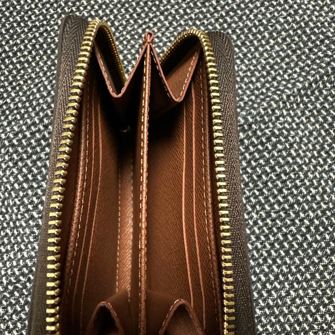 Louis Vuitton ジッピーパース モノグラム ケース