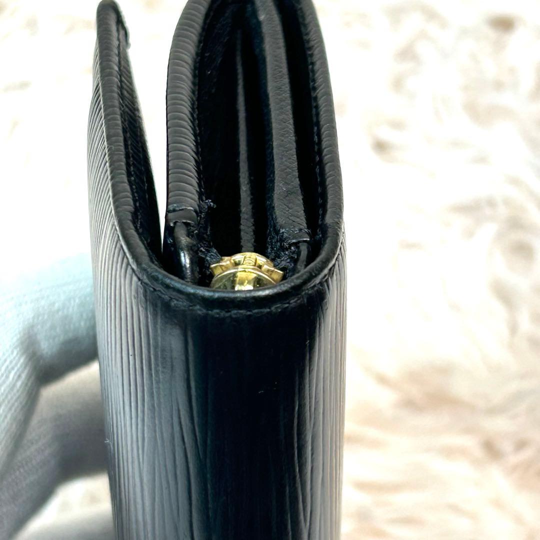 ルイヴィトン　エピ　ポルトモネビエ・トレゾール　ノワール　ブラック