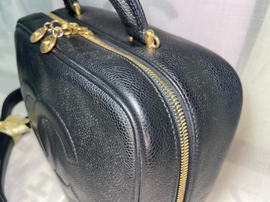 CHANEL シャネル　バニティ　キャビアスキン　ショルダー　メイク　CC　61