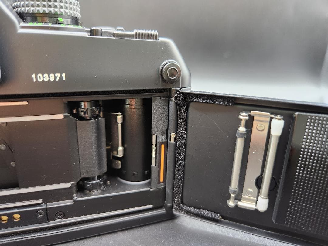 ★良品★コンタックス CONTAX 167MT ボディ★動作確認済み★2686