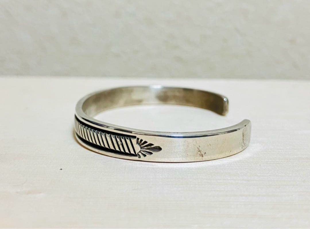 ナバホ　ブルースモーガン　バングル　スターリング